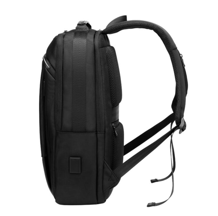 Sac à dos pour ordinateur portable de voyage d'affaires personnalisé en gros pour hommes