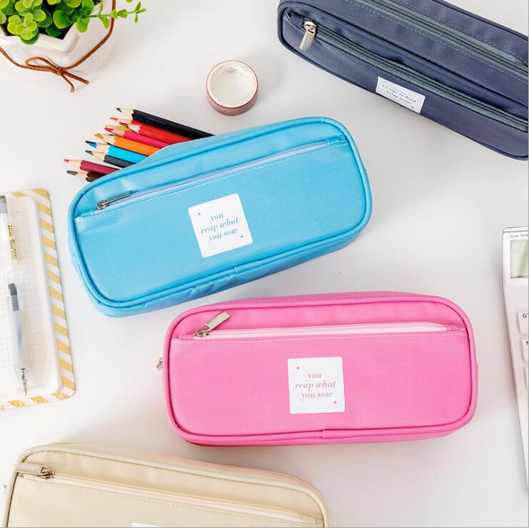 Poche lat&eacute;rale de bo&icirc;te &agrave; crayons en toile pour &eacute;tudiant