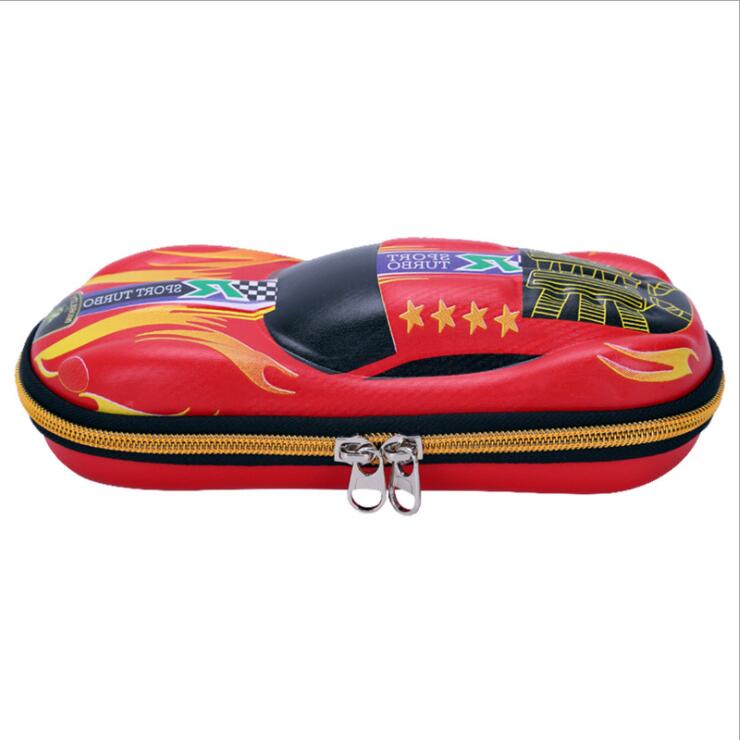 Bo&icirc;te &agrave; crayon 3D de la voiture rouge pour gar&ccedil;ons