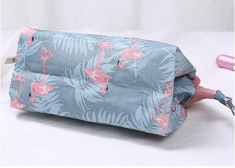 Sac &agrave; poche cosm&eacute;tique pour femmes de m&eacute;nage